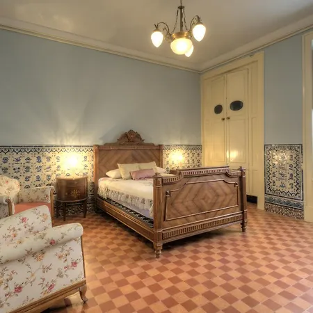 Angel's Classic Portuguese Palace * Lisbon
