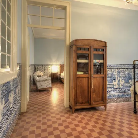 Angel's Classic Portuguese Palace * Lisbon